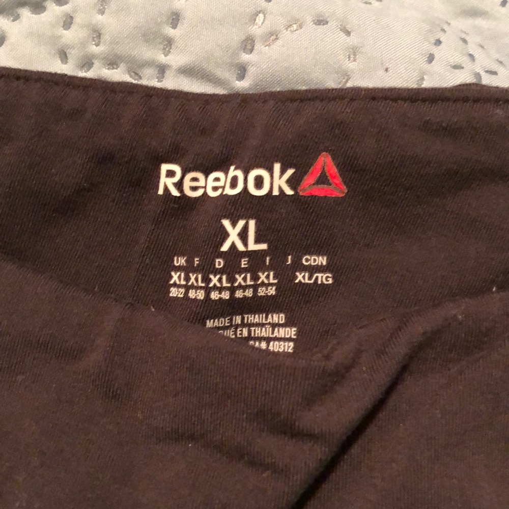 Reebok booty shorts - Picture 2 of 3